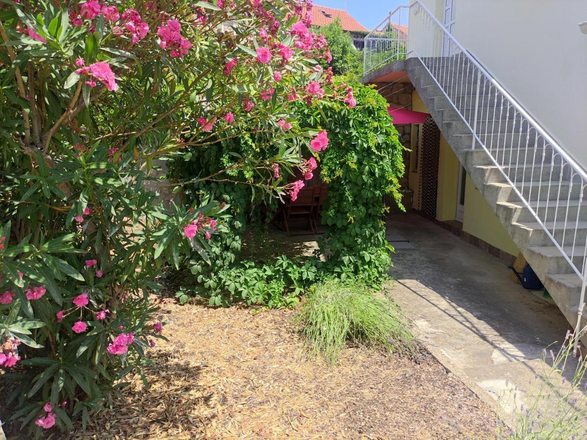 Oleas Stari Grad Hvar - 2 Min To Center Ocean Bus Supermarket Holiday House Exterior photo